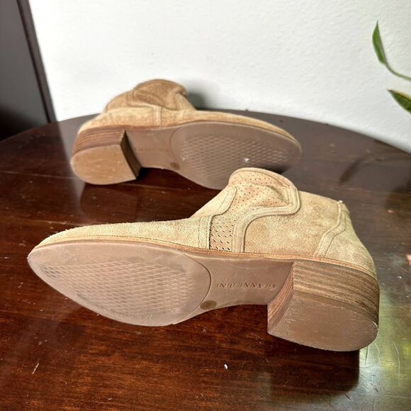 Gianni Bini Suede Ankle Boots Women's Size 7 Light Chestnut Zip Booties Low Heel - Picture 6 of 6